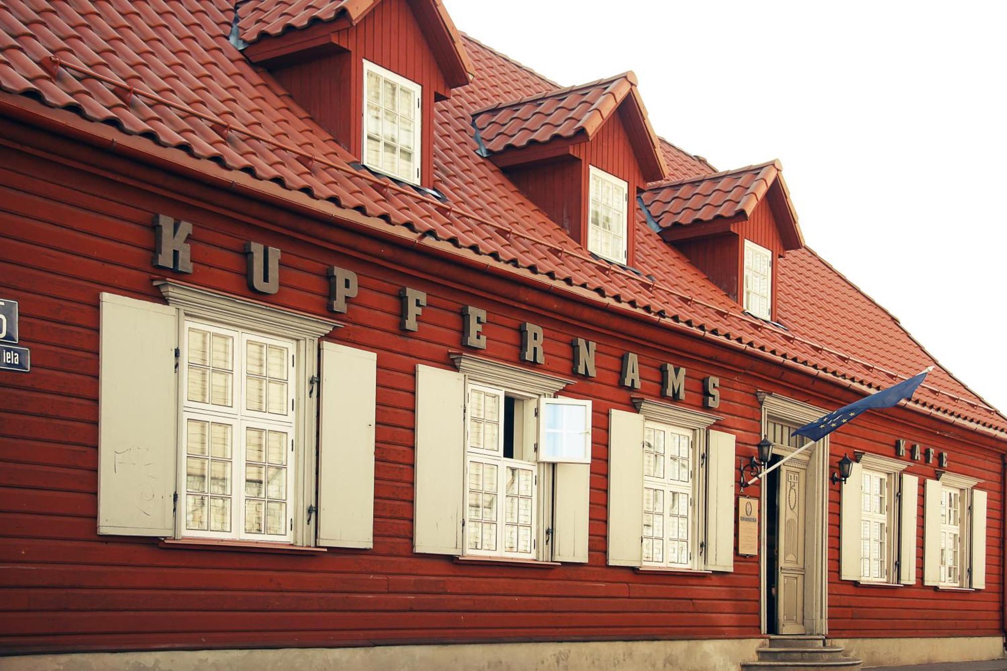 Hotel Kupfernams Ventspils Esterno foto